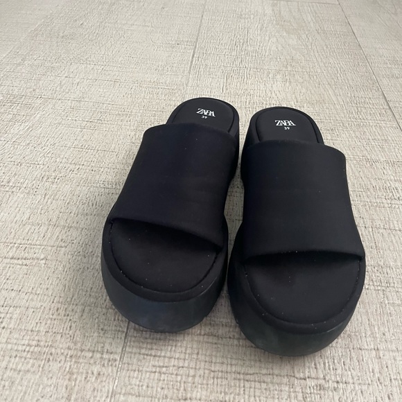 ZARA Platform Sandals (S39) - Picture 2 of 5